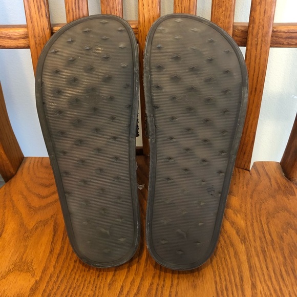 Puma x Fenty/Rihanna Slides, Size 9.5 - Picture 6 of 9